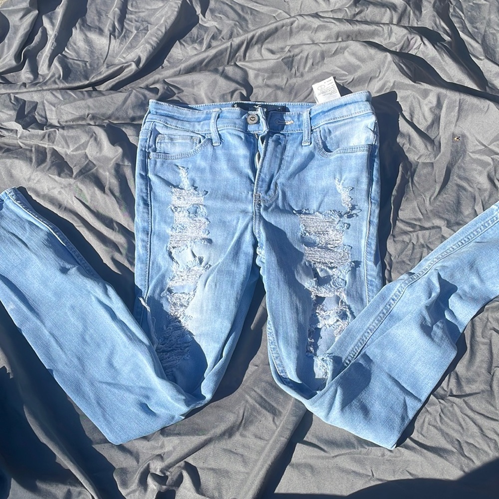 Ripped jeans worn a few times good condition